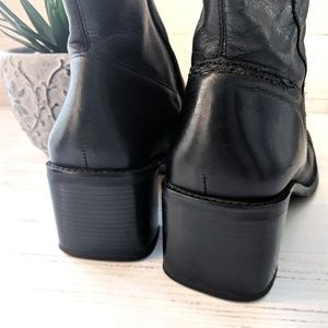 Diba Shoes - Diba Retro Leather Chunky Heel Boots Size 8.5 Diba Shoes - Diba Retro Leather Chunky Heel Boots Size 8.5